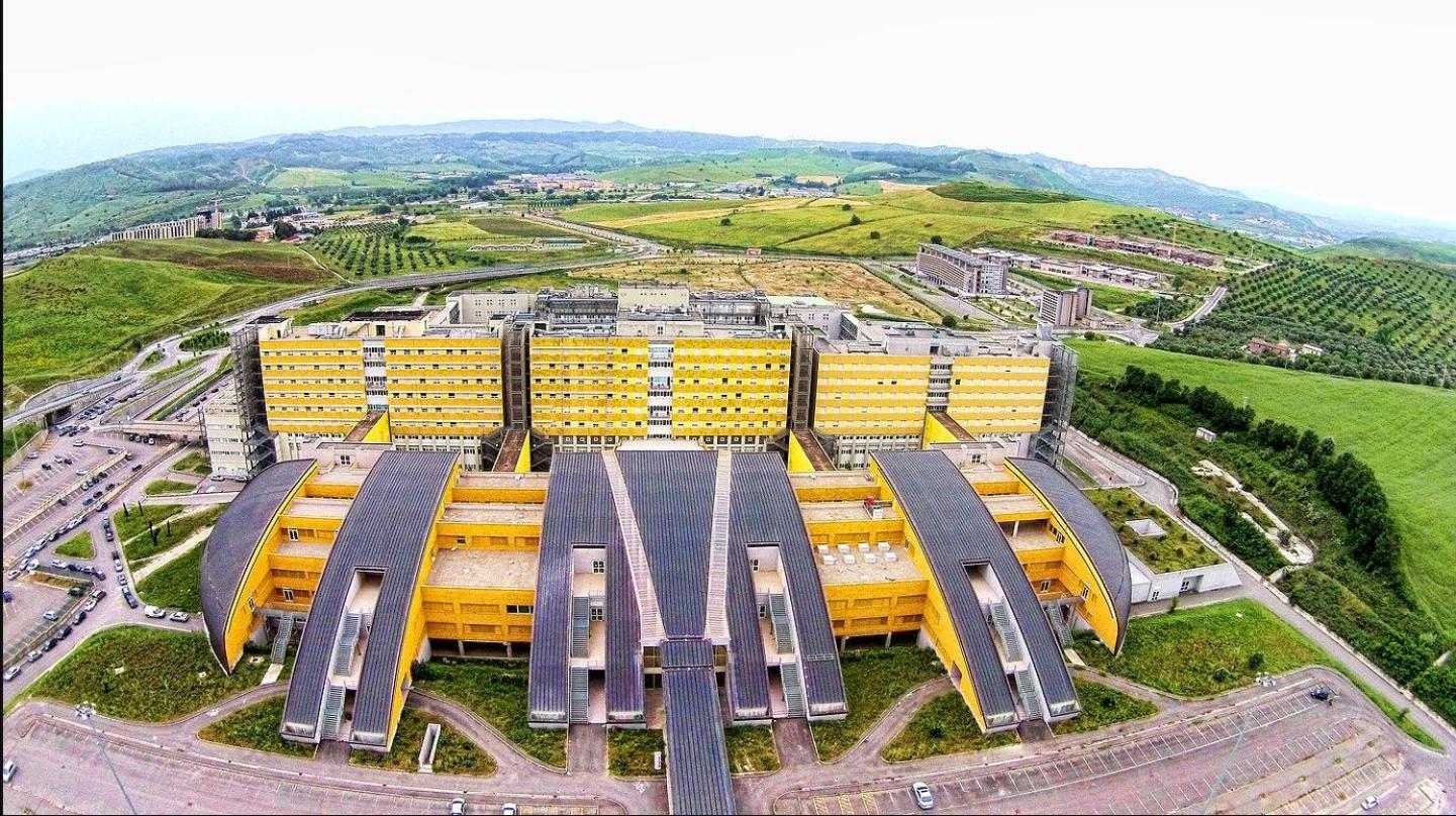 Pm Hotel กาตันซาโร ภายนอก รูปภาพ